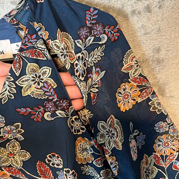 Line+Dot Adelene Navy Floral Romper Peek-A-Boo Shoulder Back‎ Cut Outs Sz Small - Picture 4 of 6